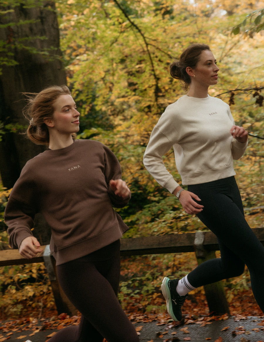 Cognac Girlfriend Sweatshirt