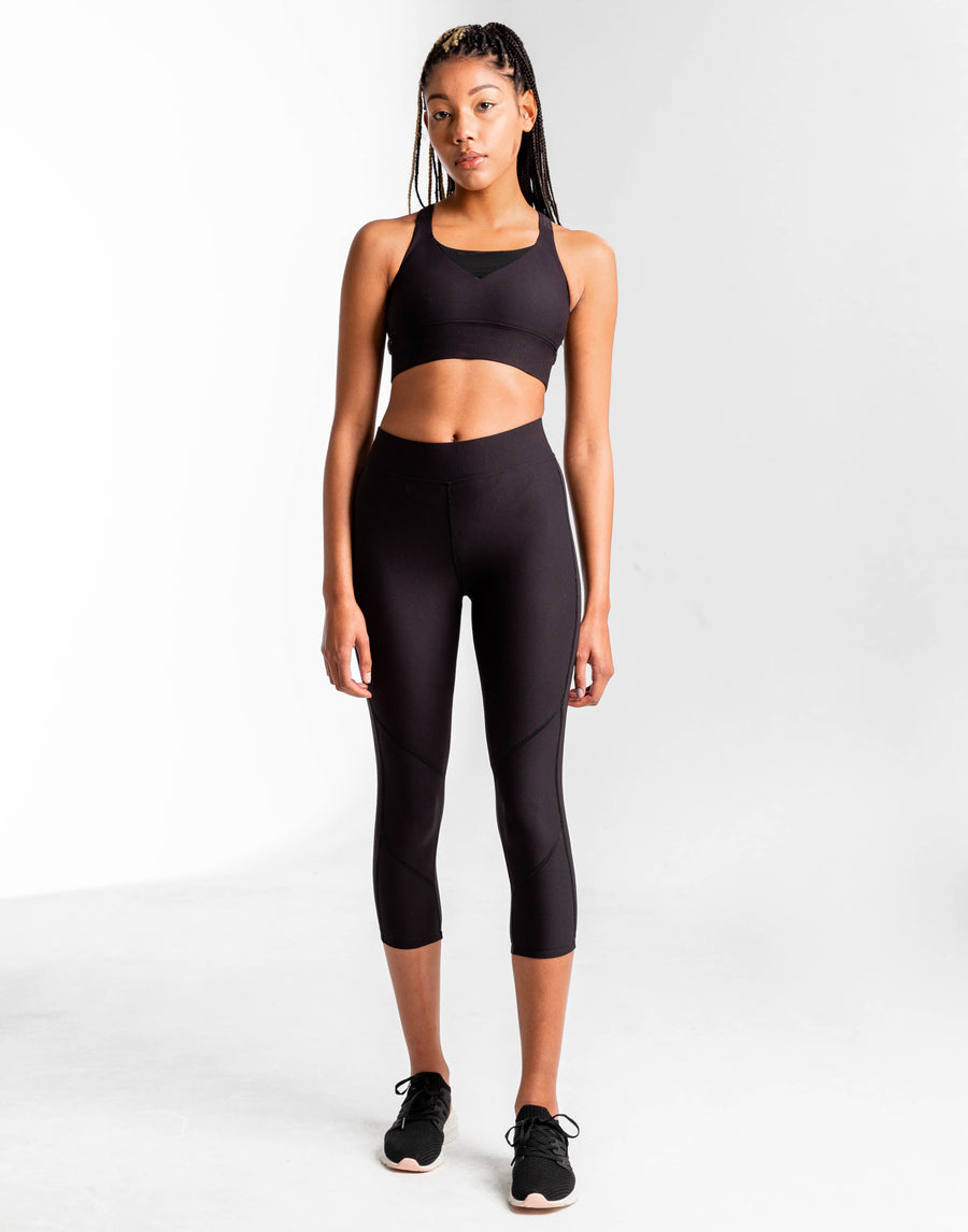 YANA 1.0 3/4 Black Leggings