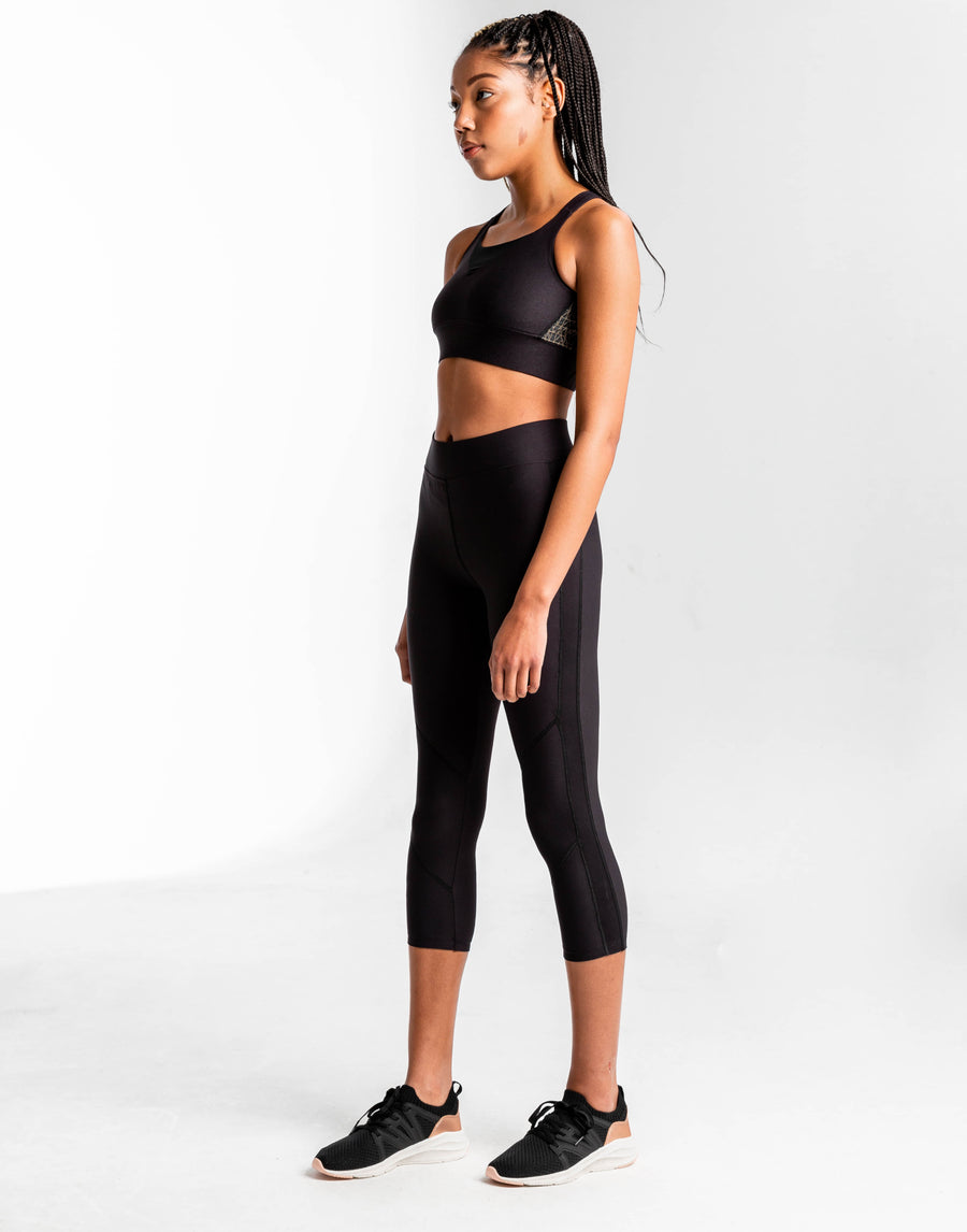 Women's Curve High Waisted 3/4 Leggings - Black | MYPROTEIN