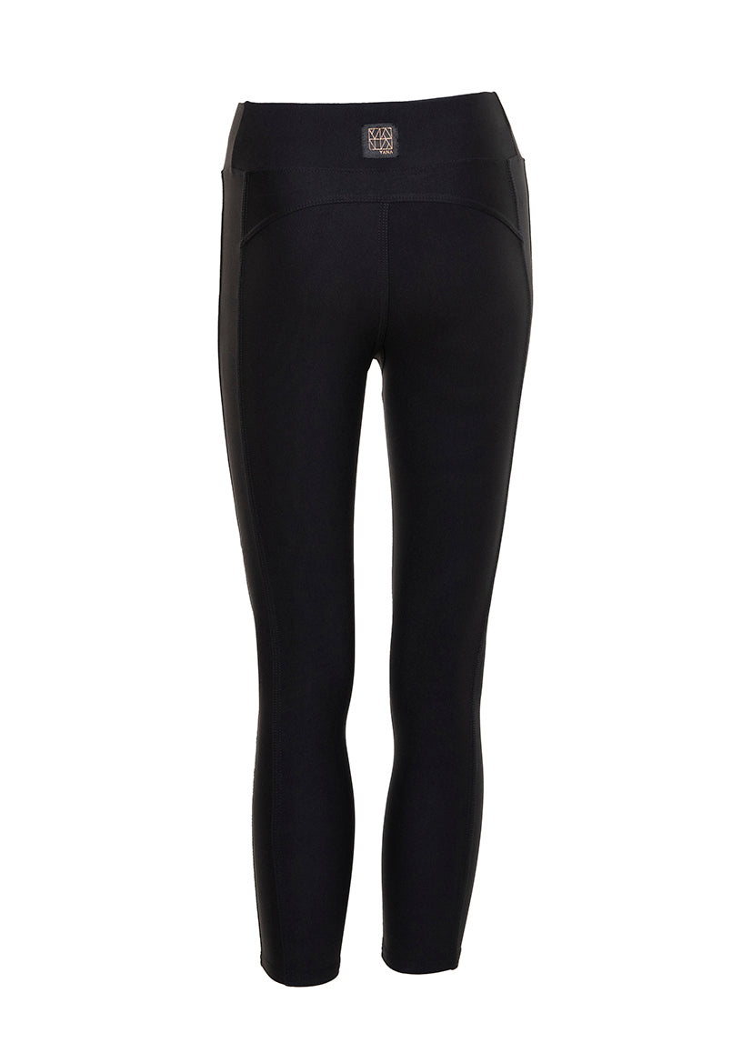 YANA 1.0 3/4 Black Leggings